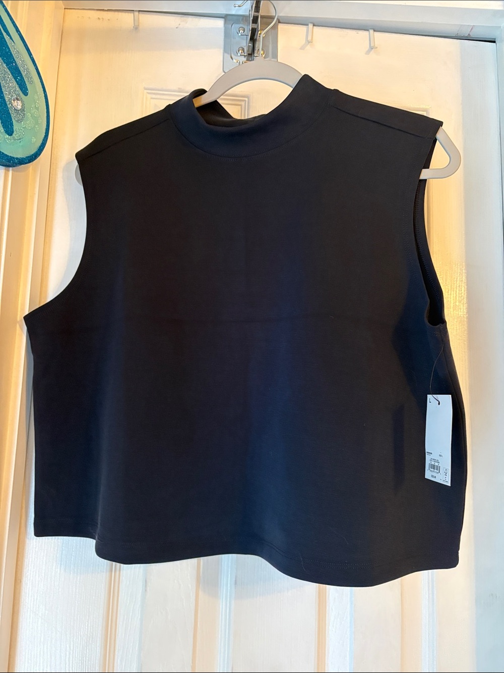 NWT FLX high neck tank size large in mineral black.